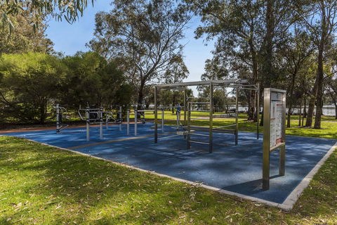 Ascot Quays Apartment 102 - Stayed 4