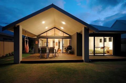 THE SANCTUARY LUXURY HOLIDAY HOME - Stayed 24