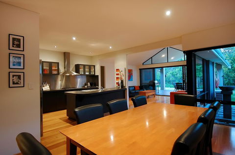 THE SANCTUARY LUXURY HOLIDAY HOME - Stayed 19