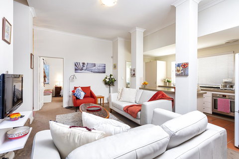 Como Executive Apartment - Stayed 5