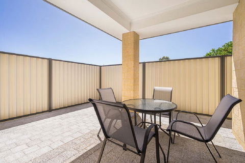 Victoria Park Town House - Stayed 10