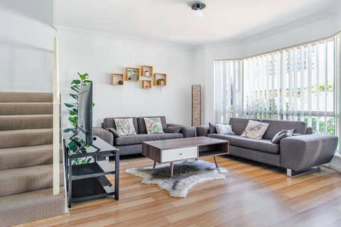 Jane Residence - Stays Accommodation 2