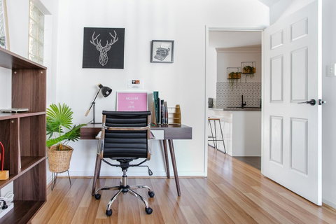 Jane Residence - Stays Accommodation 6