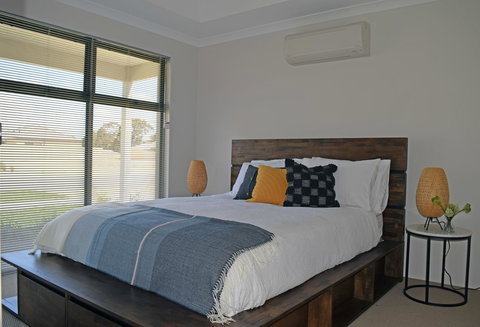 The Kingsleyâ€™s Place â€“ Piara Waters - Stays Accommodation 6