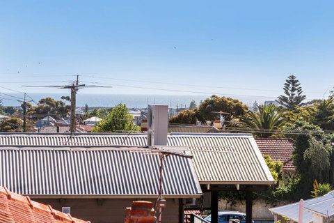 100 On South Callan Apartments - Stays Accommodation 20