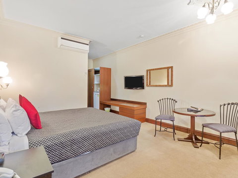 Heritage Country Motel - Stays Accommodation 9