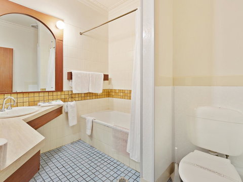 Heritage Country Motel - Stays Accommodation 2