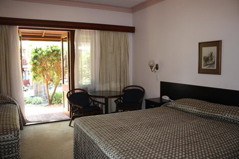 Heritage Country Motel - Stays Accommodation 31
