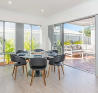 Karrinyup Waters Luxury House Rental - Stayed