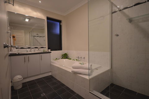 Ellard Bed & Breakfast - Stayed 12
