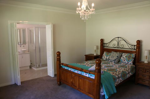 Burton Farmhouse - Stayed 4