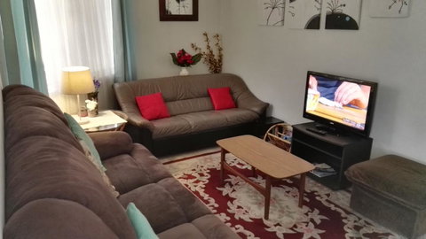 Affordable Inn - Stays Accommodation 13