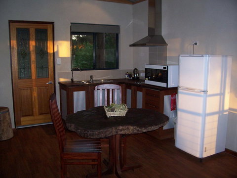 SilverSprings Spa Retreat Pet Friendly Cottages And Glampings - Stayed 22