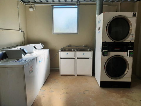 Studio 204 With Harbour, Ocean And Sunset Views From The Balcony - Stays Accommodation 24
