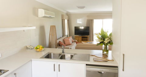 The Marina Hotel - Mindarie - Stayed 24