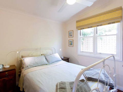 Sunset Cottage - Stays Accommodation 11