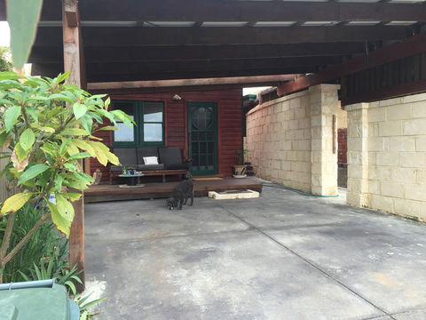 Sunset Cottage - Stays Accommodation 2