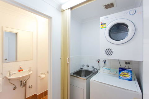Windows On Pakenham - Stays Accommodation 15
