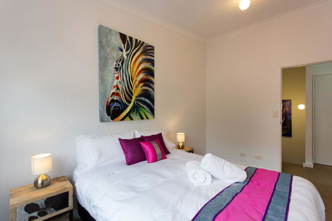 Windows On Pakenham - Stays Accommodation 10
