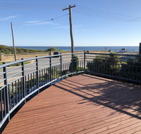 Halls Head Beach House - Stays Accommodation