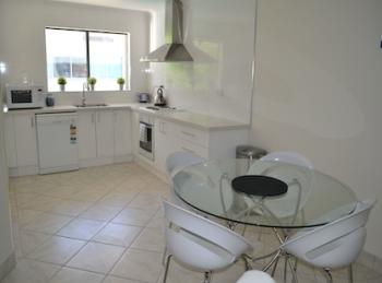 Forrest Street - Stayed 3