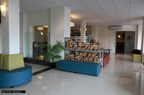 Gateway Hotel By Nightcap Plus - Stayed 16