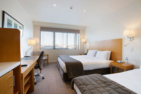 Gateway Hotel By Nightcap Plus - Stayed 17