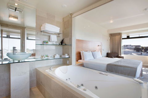 Gateway Hotel By Nightcap Plus - Stayed 18