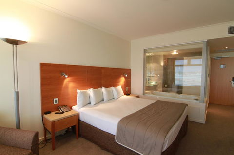 Gateway Hotel By Nightcap Plus - Stayed 40