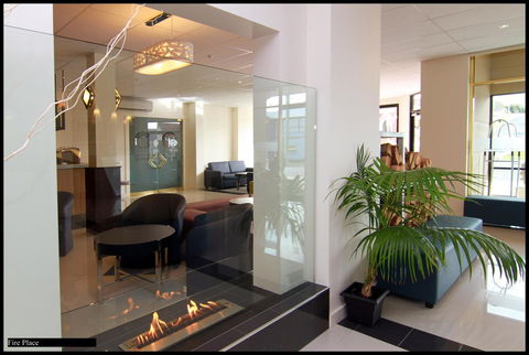 Gateway Hotel By Nightcap Plus - Stayed 33