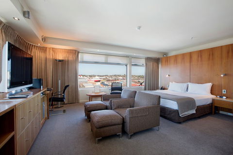 Gateway Hotel By Nightcap Plus - Stayed 35