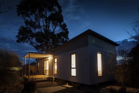 Swansea Beach Chalets - Stayed 32