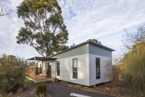 Swansea Beach Chalets - Stayed 35