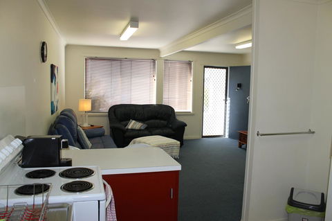 Old Pier Apartments - Stayed 6