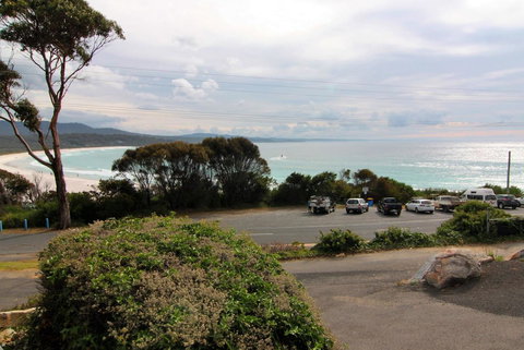 BINALONG BEACH COTTAGE Beachfront At Bay Of Fires Next To Restaurant - Stayed 16
