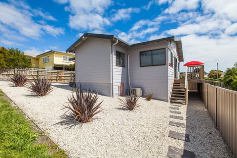 Bircoo Cottage Beach And Golf Getaway - Stays Accommodation 0