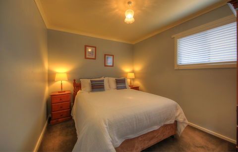 Stanley Village Waterfront Accommodation - Stayed 21