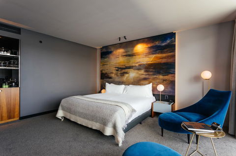 MACq 01 Hotel - Stayed 7