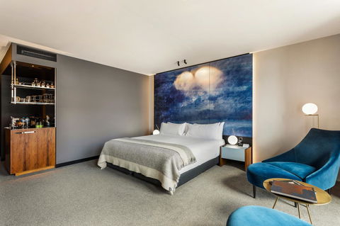 MACq 01 Hotel - Stayed 15