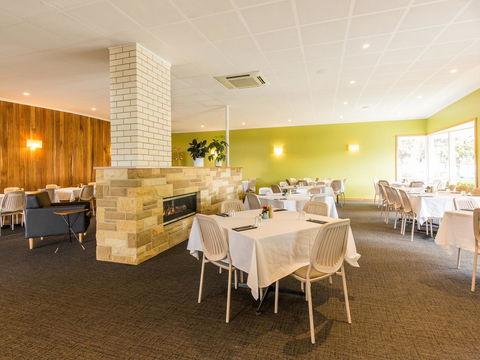 Riverfront Motel & Villas - Stayed 24