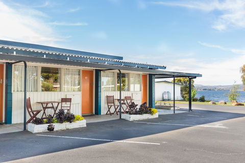 Riverfront Motel & Villas - Stayed 16