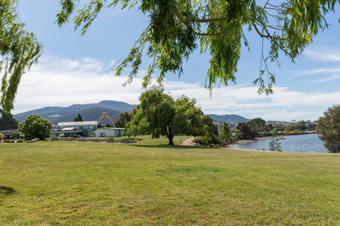 Riverfront Motel & Villas - Stayed 0
