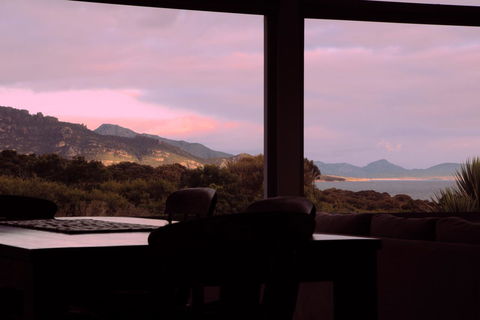 Eagle Peaks At Freycinet - Stayed 18