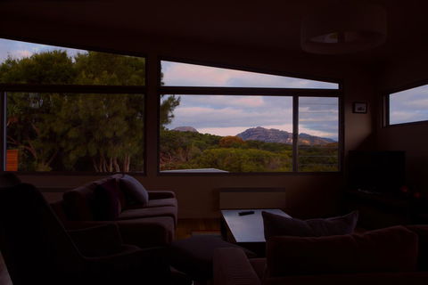 Eagle Peaks At Freycinet - Stayed 19