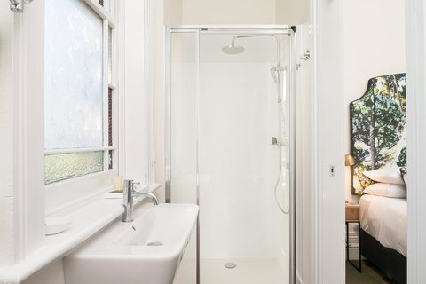 The Florance - Stays Accommodation 23