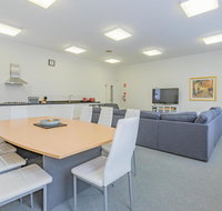 4 Bedroom House - Hobart CBD - Free Parking - Stayed