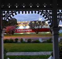 Riverbank villa - 4 bedroom house villa - Stayed