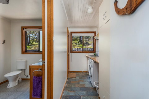 The Sandy Sister - Stayed 21