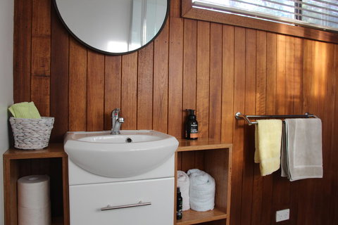 The Sandy Sister - Stayed 43