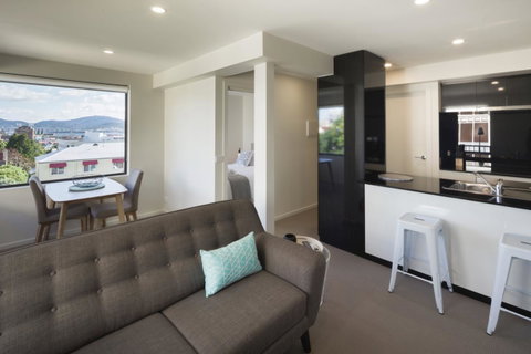 110 Hampden Apartments - Stayed 27